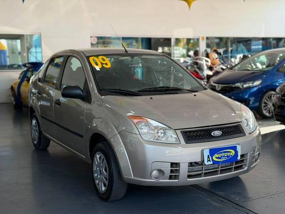 FORD FIESTA 1.0 MPI CLASS 8V FLEX 4P MANUAL